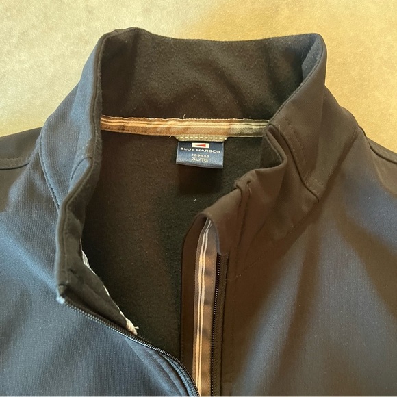 Fleece lined Jacket. Black. Full zip 
XL. Blue Harbour - Picture 4 of 7